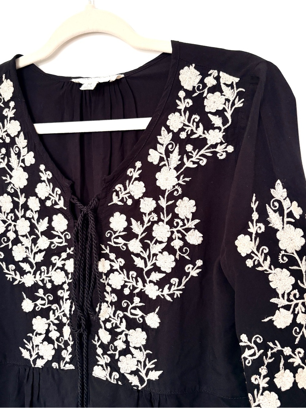 Women’s Black Embroidered Peasant Blouse with Cream Floral Detailing Luna Moon M